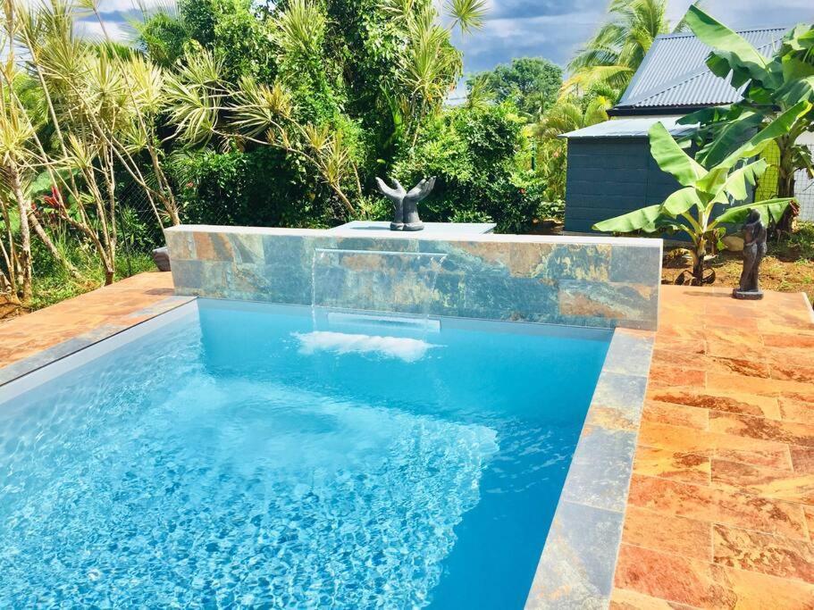 Chez Kelly Et Nicolas, Le Paradis De Sofaia Sainte-Rose Buitenkant foto